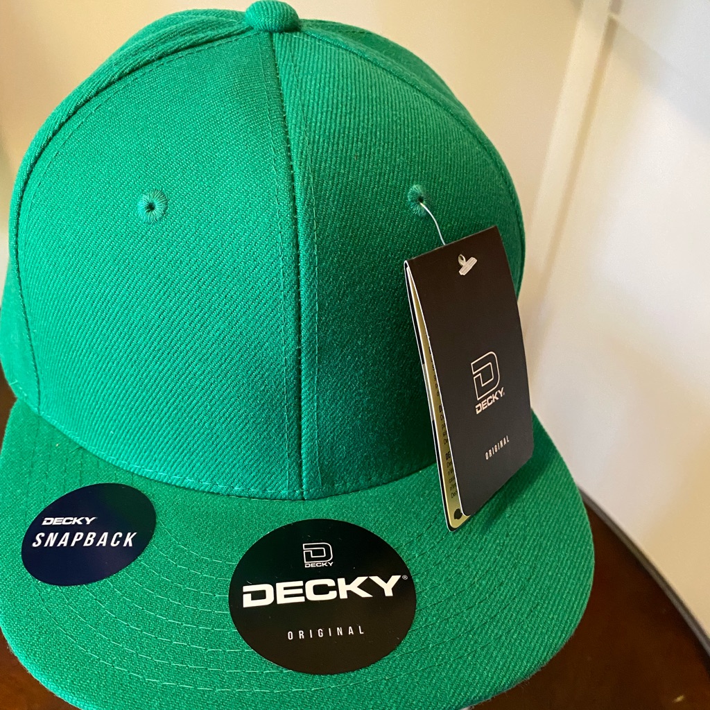 Men Famous Original Kelly Green Decky Snapback Cap